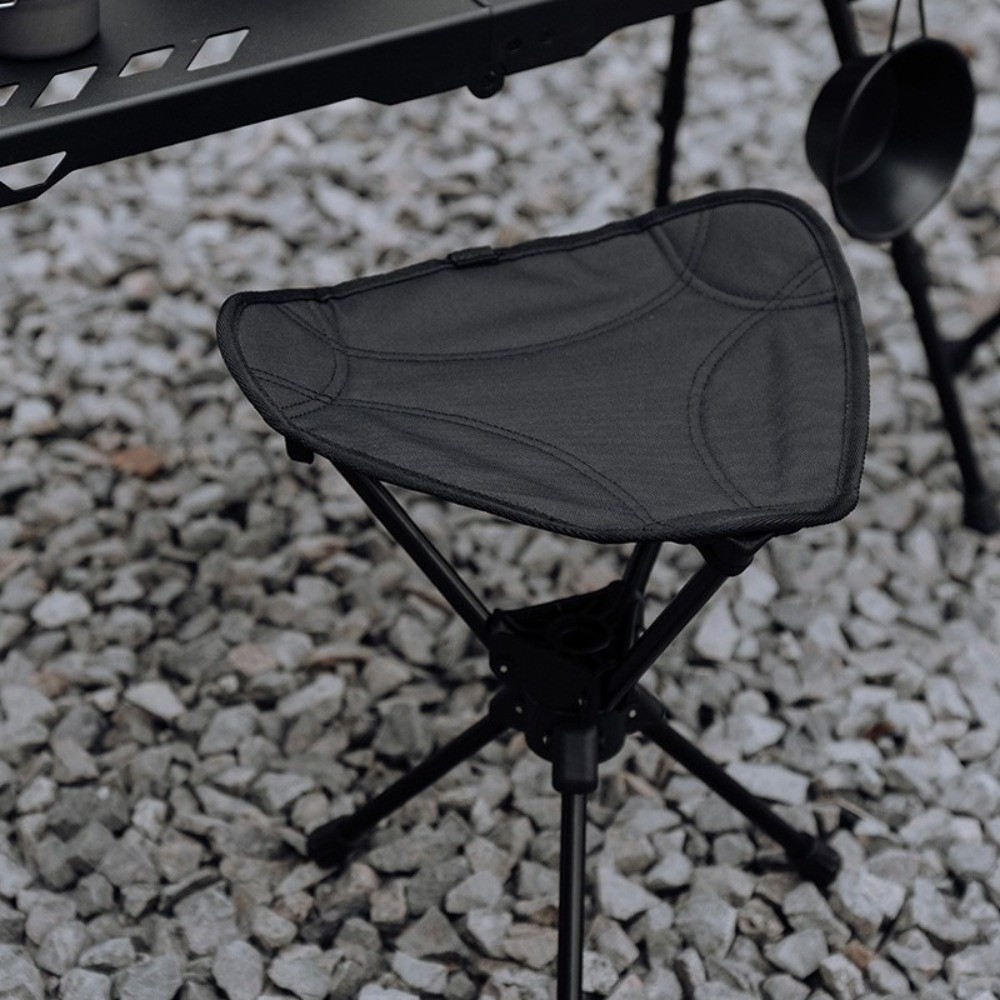 Woodworking Outdoor Furniture - Üç Ayaklı Katlanır Döner Tabure Aşınmaya